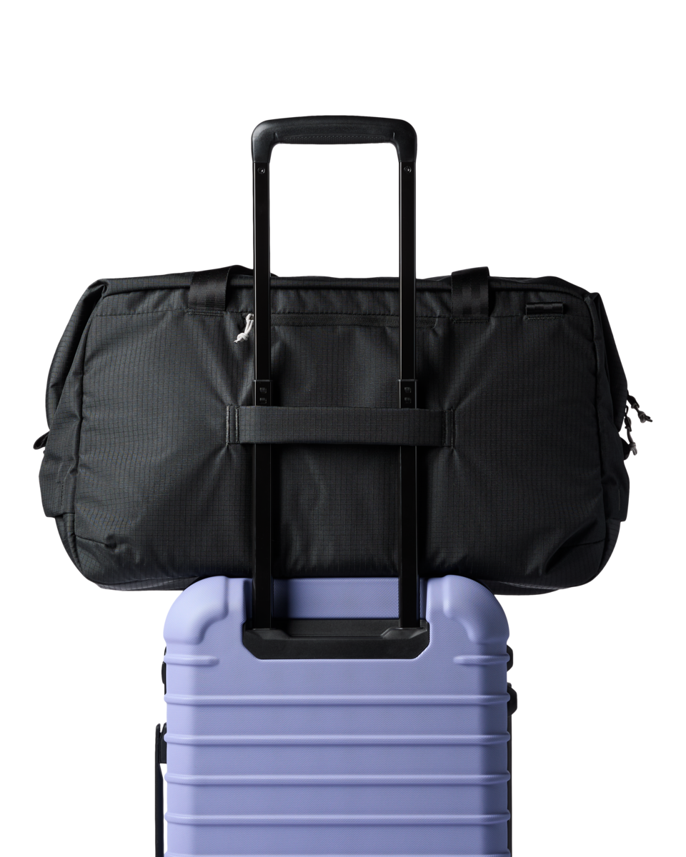 Viaje 45L Travel Duffel - Cotopaxi Black - US 6880