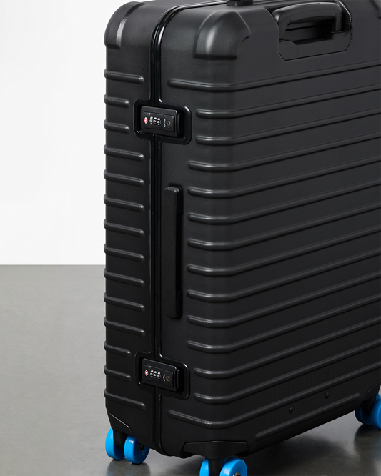 Coraza Suitcase - Medium Checked - Cotopaxi Black - US 1028
