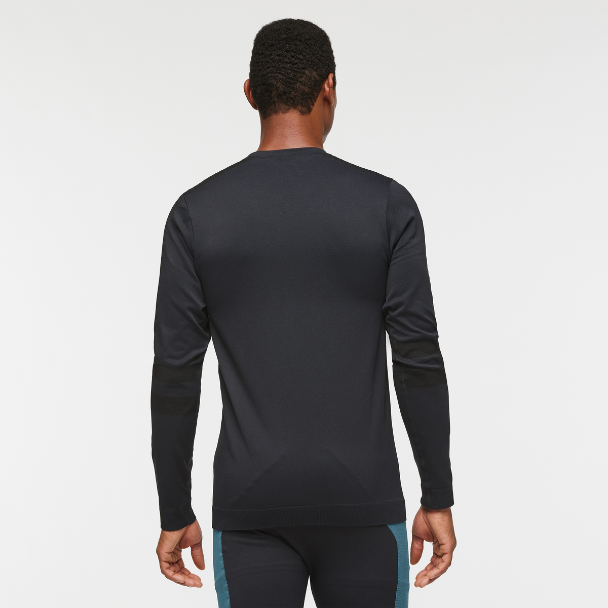 Debajo Seamless Baselayer Crew - Men's - Cotopaxi Black - US 1901