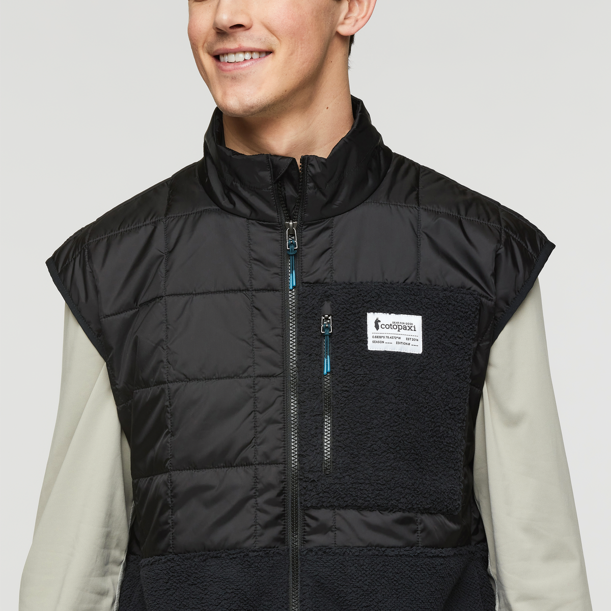 Trico Hybrid Vest - Men's - Cotopaxi Black - US 3854