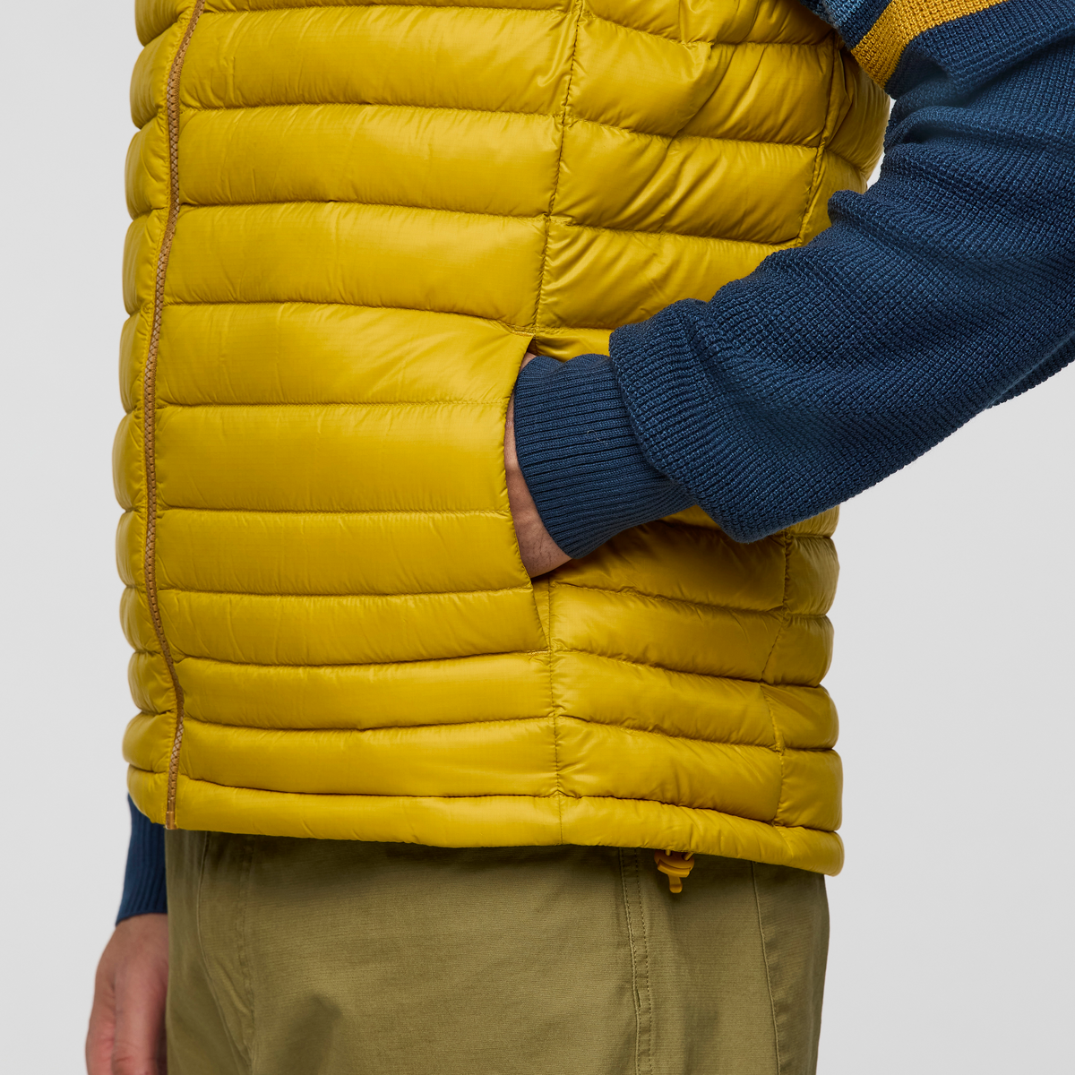 Fuego Down Vest - Men's - Bronze/Gold - US 4778