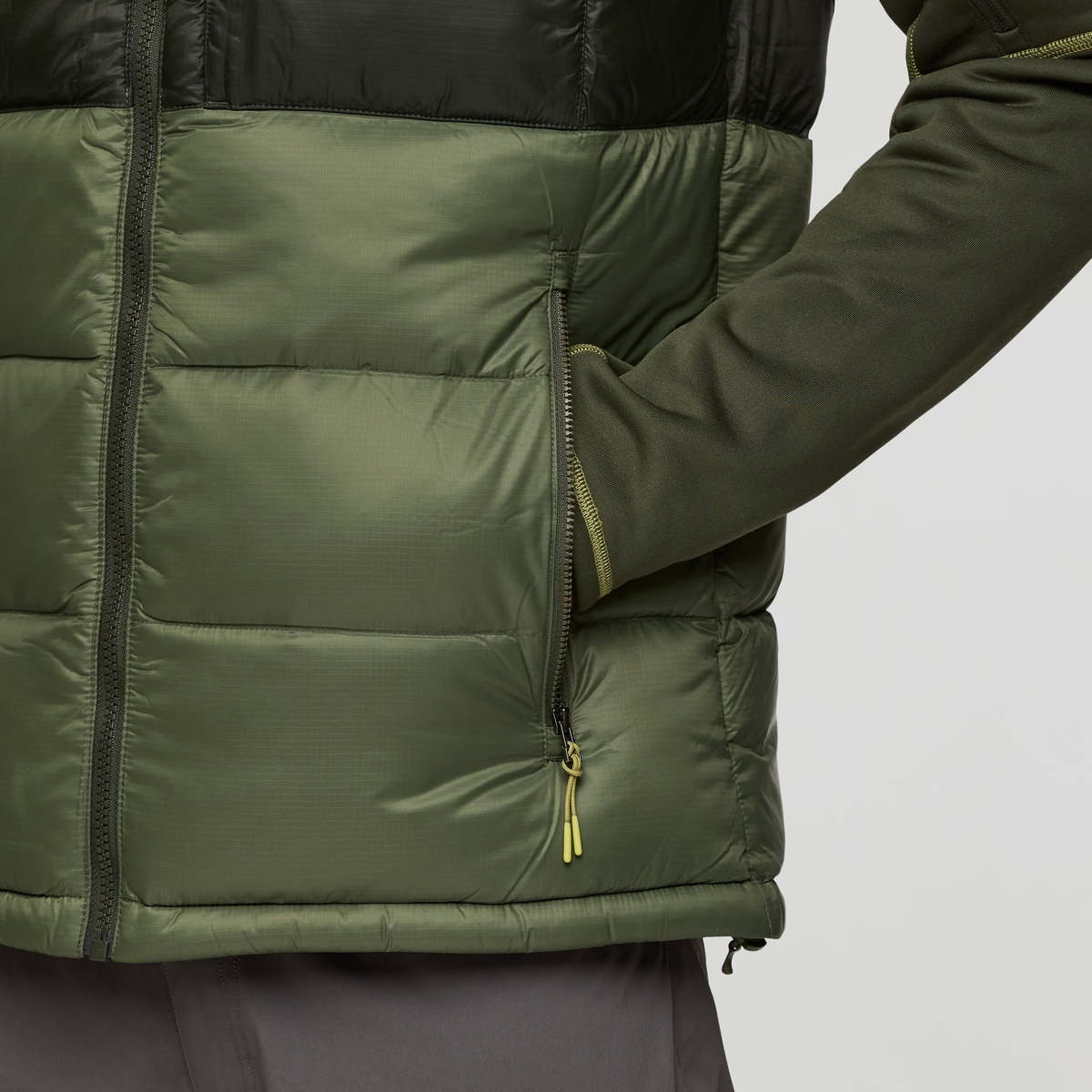 Fuego Max Down Vest - Men's - Woods/Fatigue - US 1786