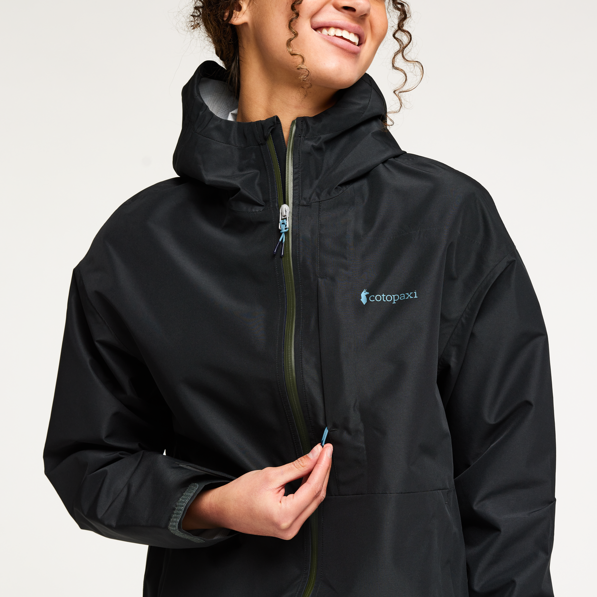 Cielo Rain Jacket - Women's - Cotopaxi Black - US 7881