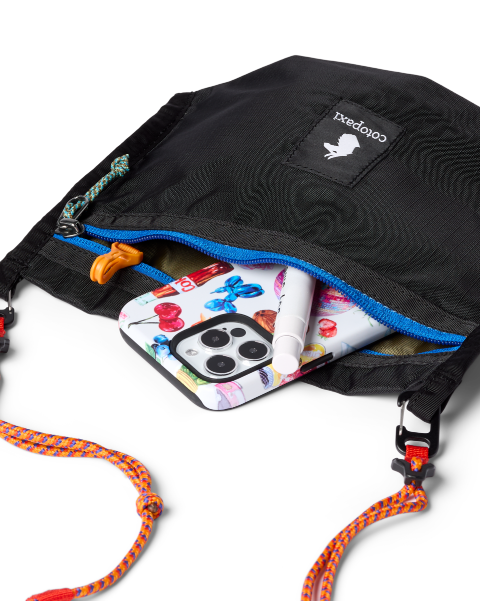 Lista 2L Lightweight Crossbody Bag - Cada Día - Black - US 8250