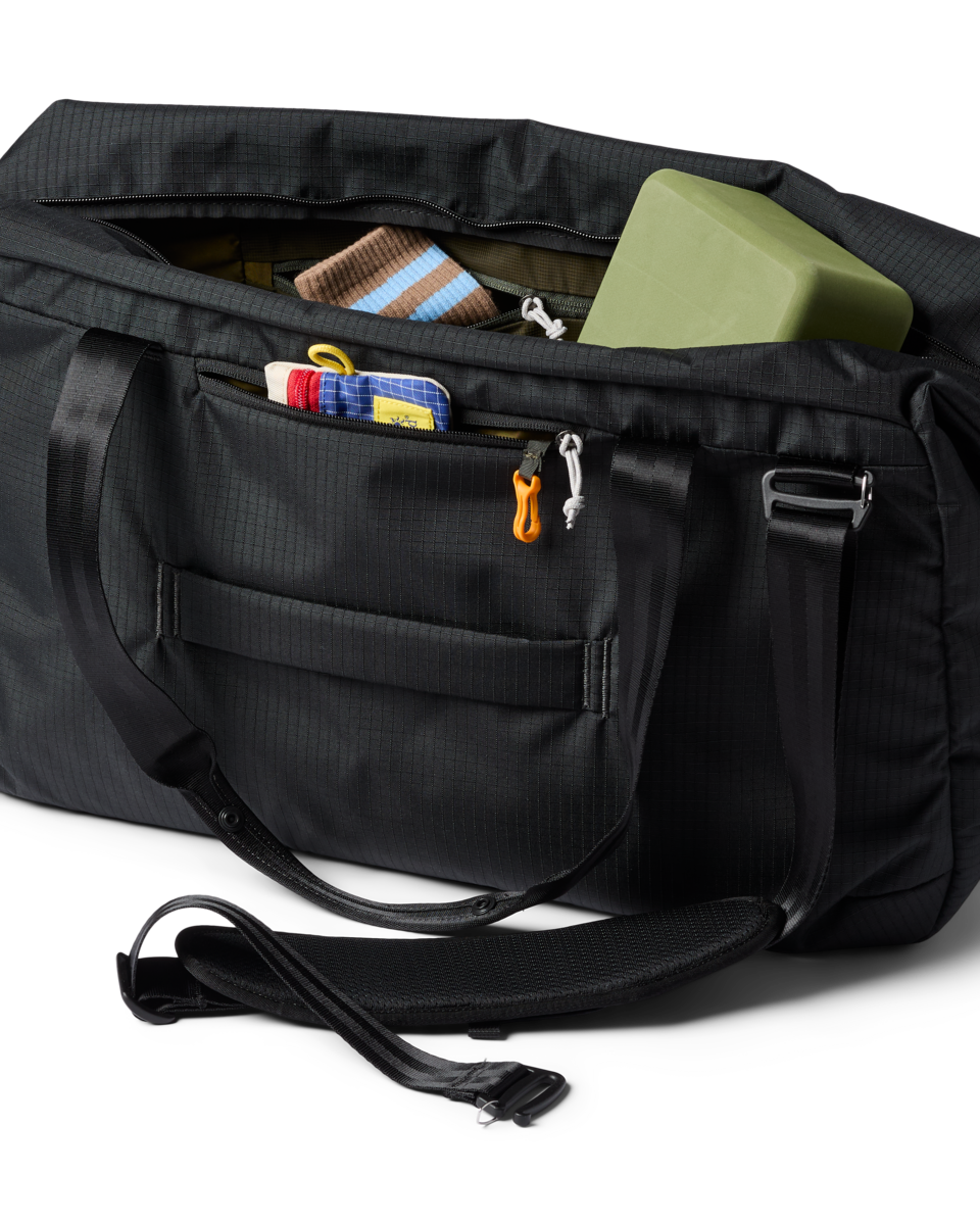 Viaje 45L Travel Duffel - Cotopaxi Black - US 6880